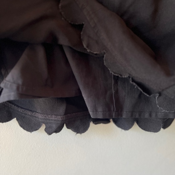 Club Monaco Mini Skirt with Scalloped Hem 2 VGUC - Picture 5 of 7